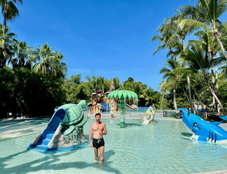 Splash pool at Grand Sirenis