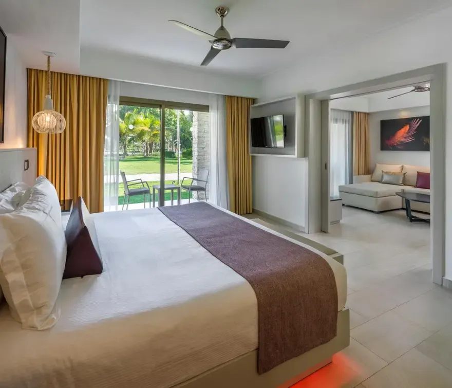 Luxury Presidential one bedroom suite Diamond Club at Royalton CHIC Punta Cana — photo supplied by the resort