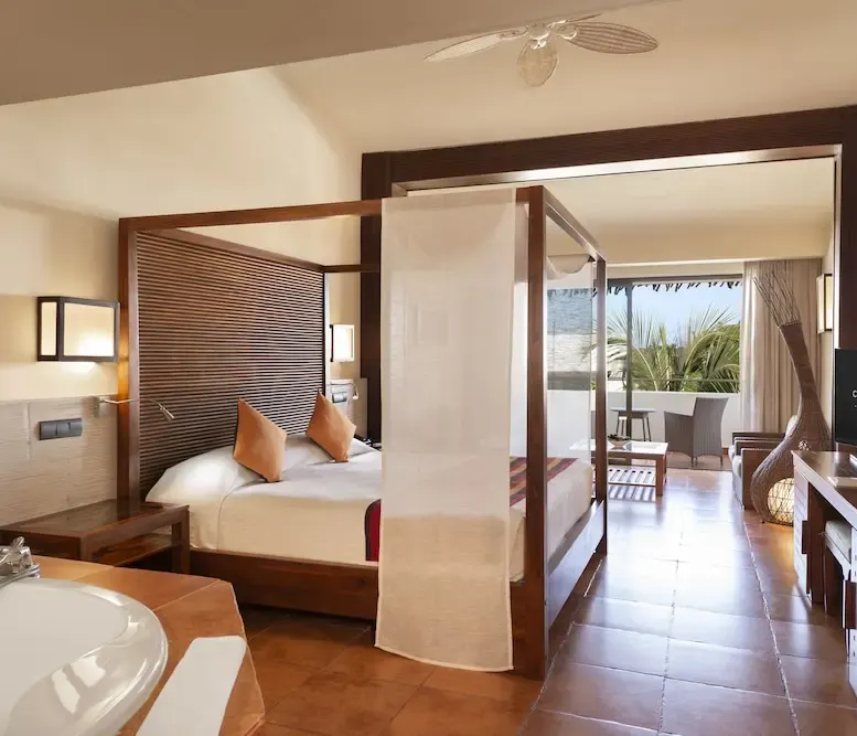 Privileged Deluxe Junior Suite at Catalonia Royal Bávaro Adults Only — photo supplied by the resort