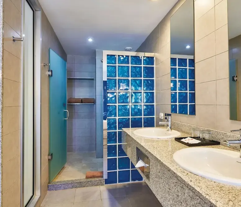 Deluxe Room (U) at Riu Bambu — photo supplied by the resort