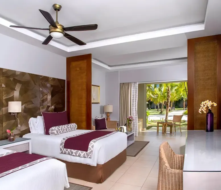 Preferred Club Deluxe Swim Up Double at Dreams Royal Beach Punta Cana — photo supplied by the resort