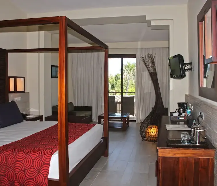 Premium Junior Suite at Catalonia Royal Bávaro Adults Only — photo supplied by the resort