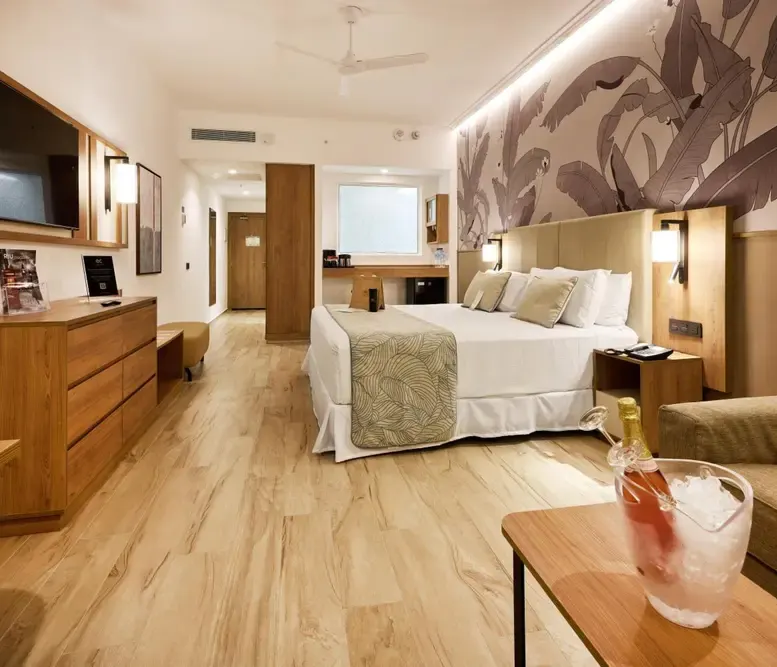 Junior Suite Superior - Elite Club 18+ at Riu Palace Bavaro — photo supplied by the resort