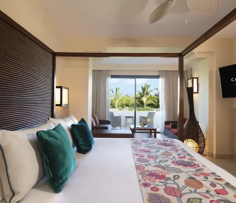 Premium Junior Suite at Catalonia Royal Bávaro Adults Only — photo supplied by the resort