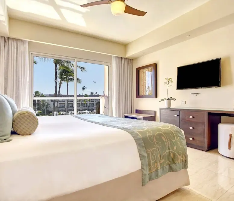 Luxury Ocean View Room Diamond Club at Hideaway at Royalton Punta Cana — photo supplied by the resort