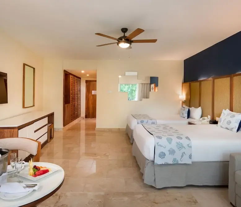 Junior Suite Premium Ocean View with Jacuzzi at Impressive Premium Punta Cana — photo supplied by the resort