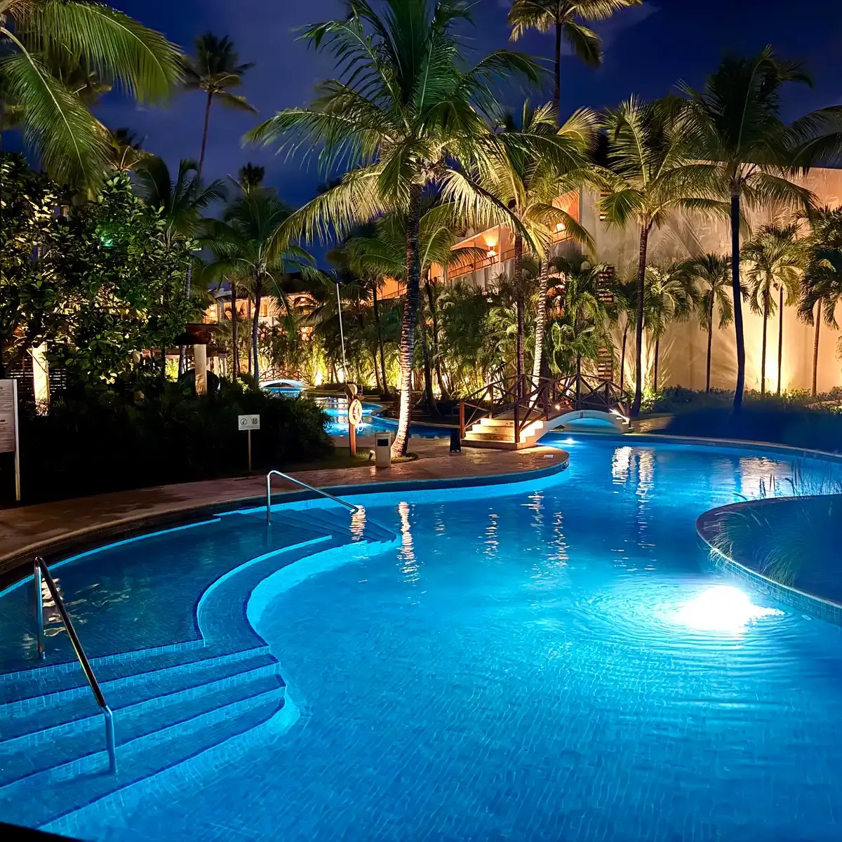 Dreams Royal Punta Cana- lazy river at night