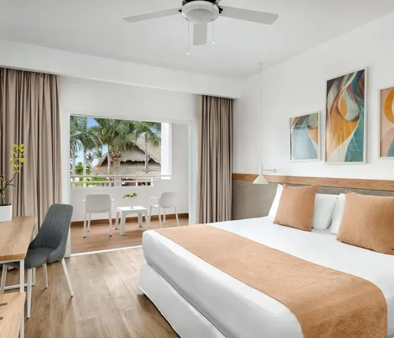 Deluxe Tropical View King at Sunscape Dominicus La Romana — photo supplied by the resort