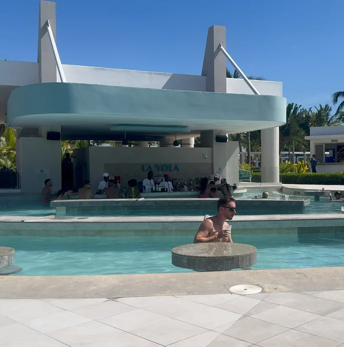 Swimupbar-RIU Palace Bavaro