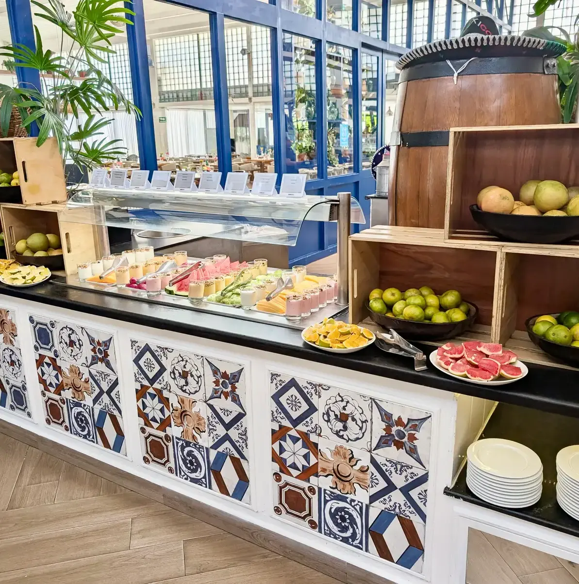 Oceans Riviera Paradise - buffet