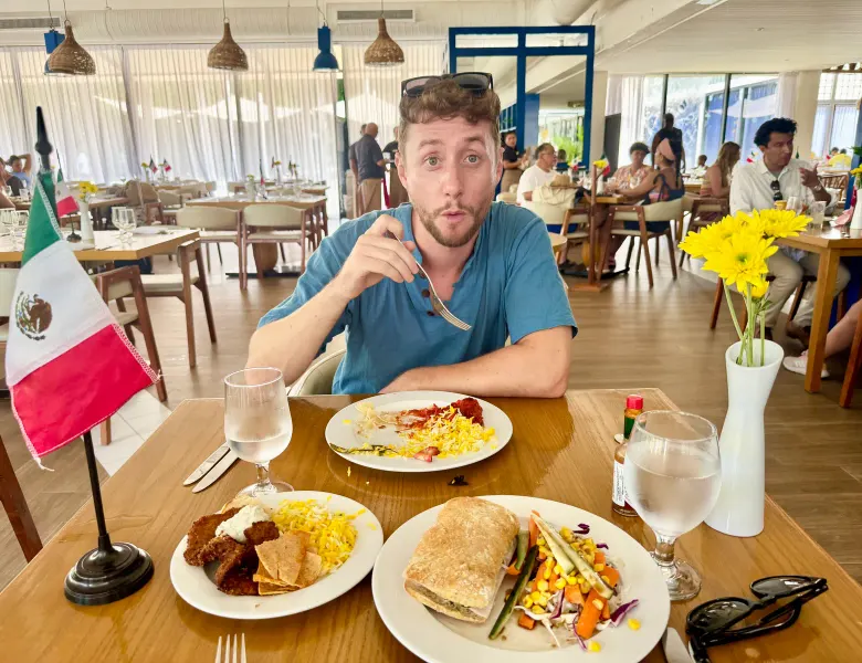 Oceans Riviera Paradise - restaurant