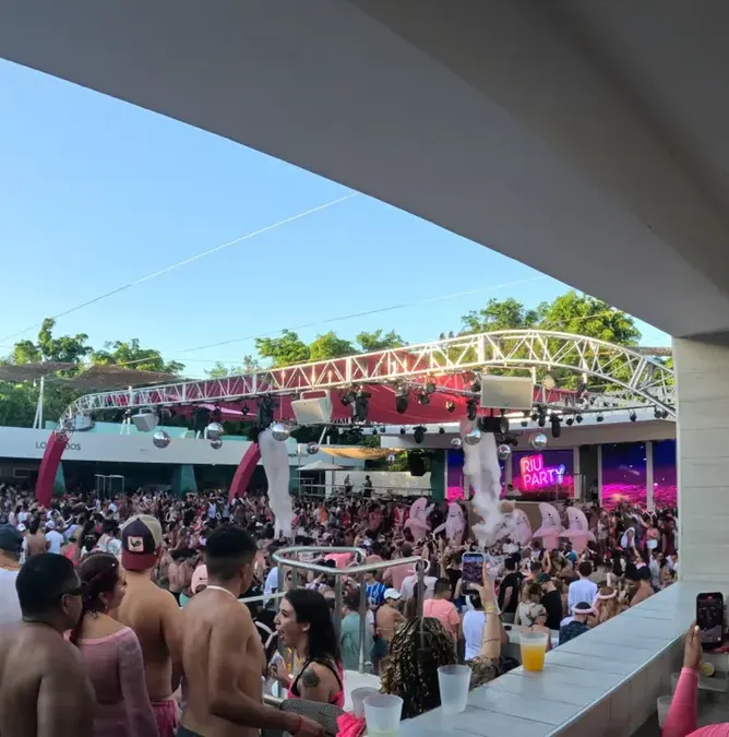 RIU Party