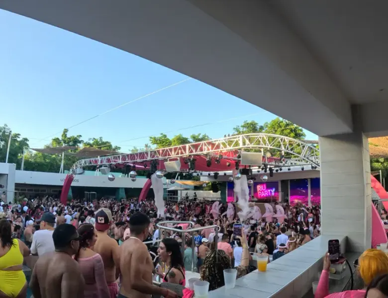 RIU Party