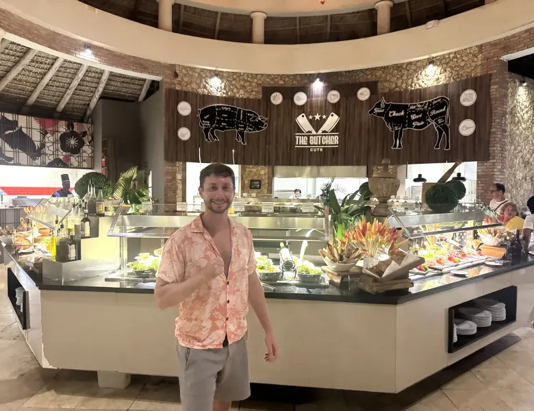 Buffet and café