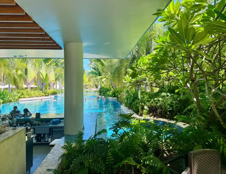 Dreams Royal Punta Cana - restaurant and pool