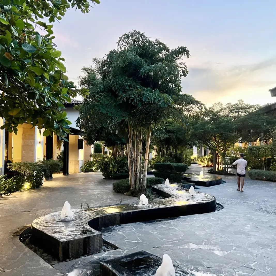 Lopesan Costa Bávaro Resort, Spa & Casino — grounds