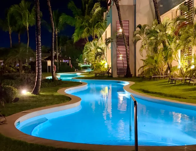 Relax pool at night