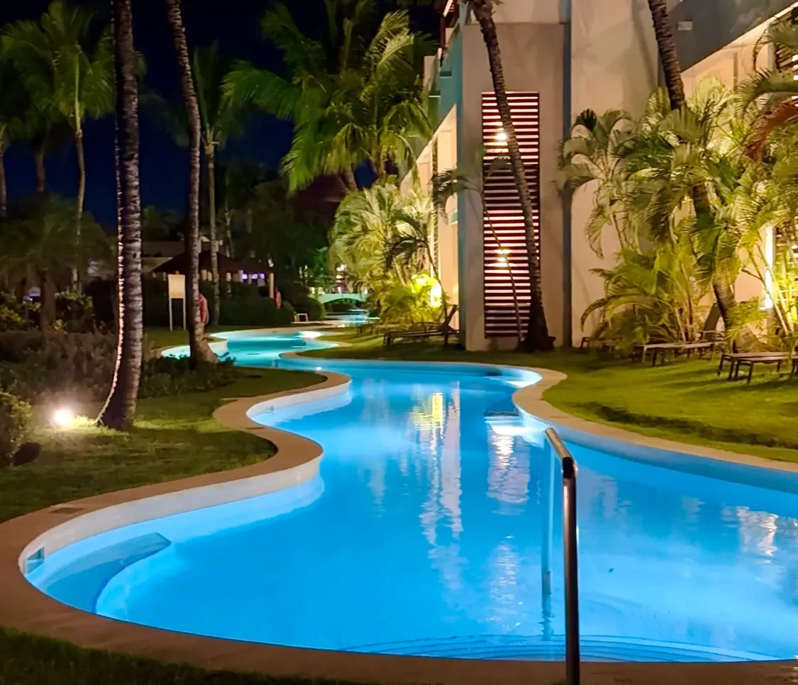 Relax pool at night