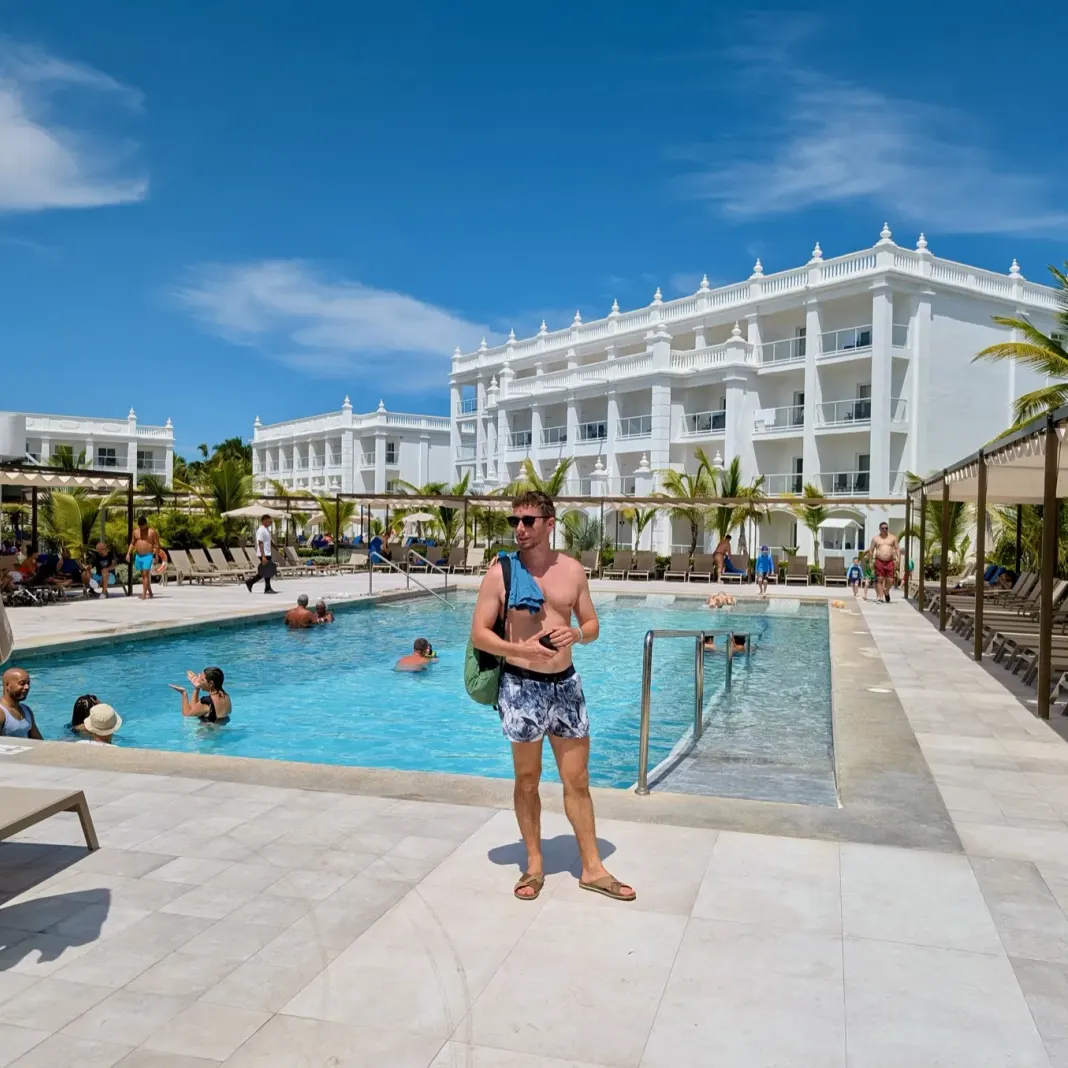 Riu Palace Bávaro — pool