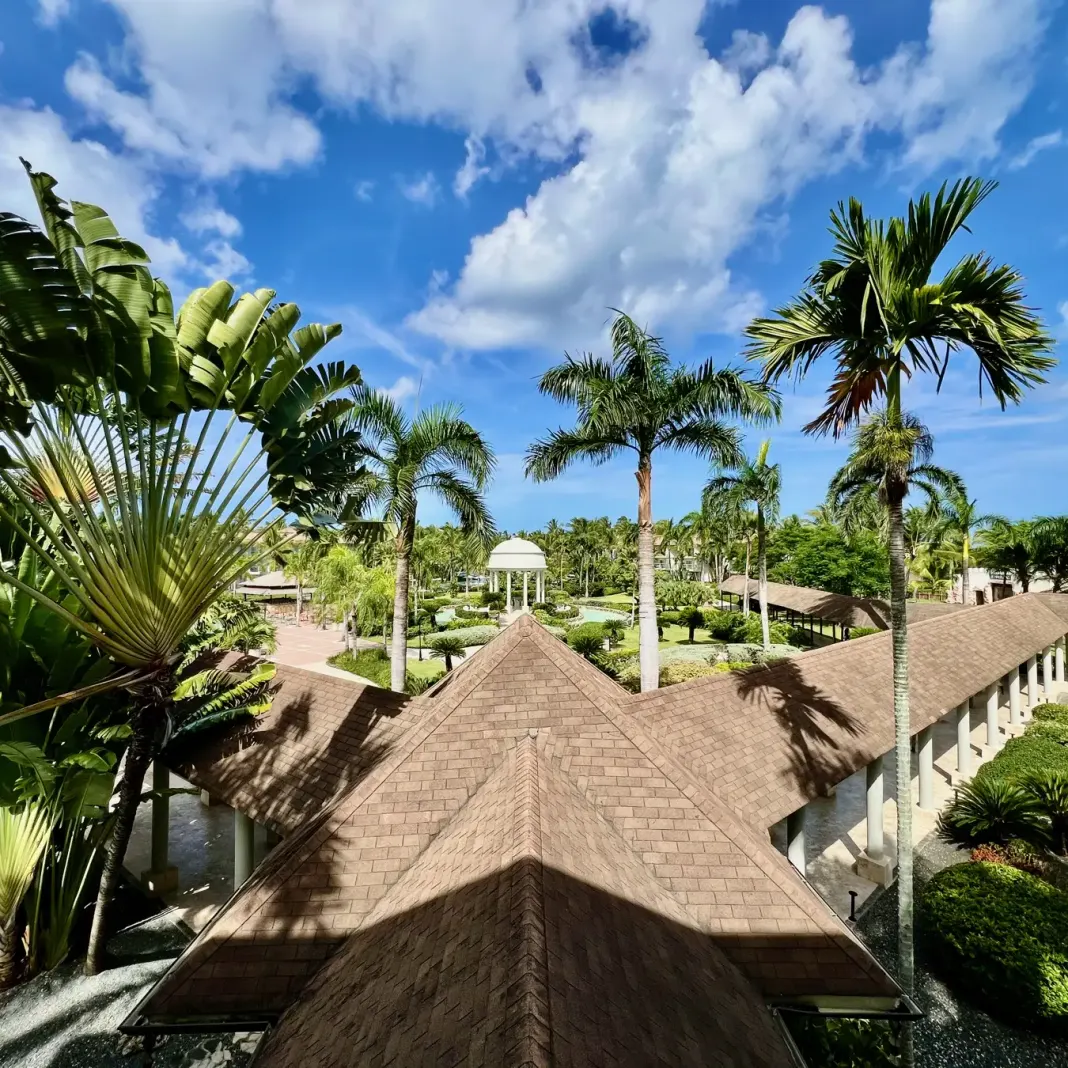Wyndham Alltra Punta Cana — grounds